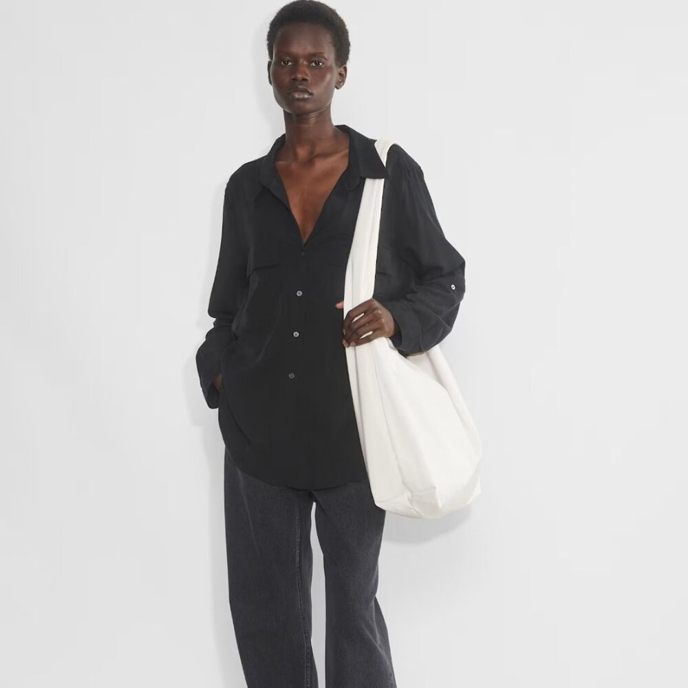 Aritzia - Babaton Access Satin Bag - Matte Pearl